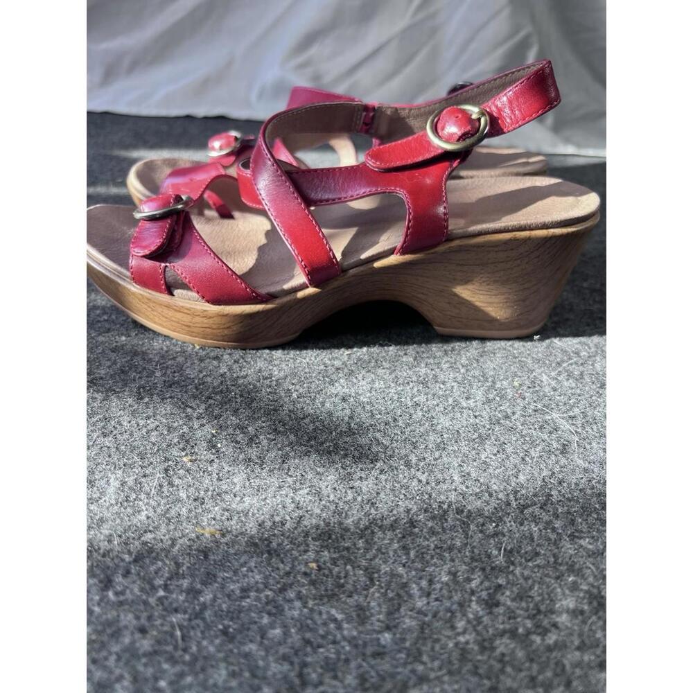 Dansko JESSIE Red Leather Wedge Sandals Womens Shoes Sz 37 (Women’s 7) EUC - Picture 9 of 9